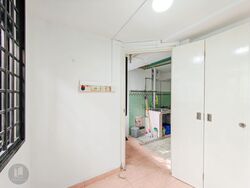 Blk 52 Sims Place (Geylang), HDB Executive #573017581